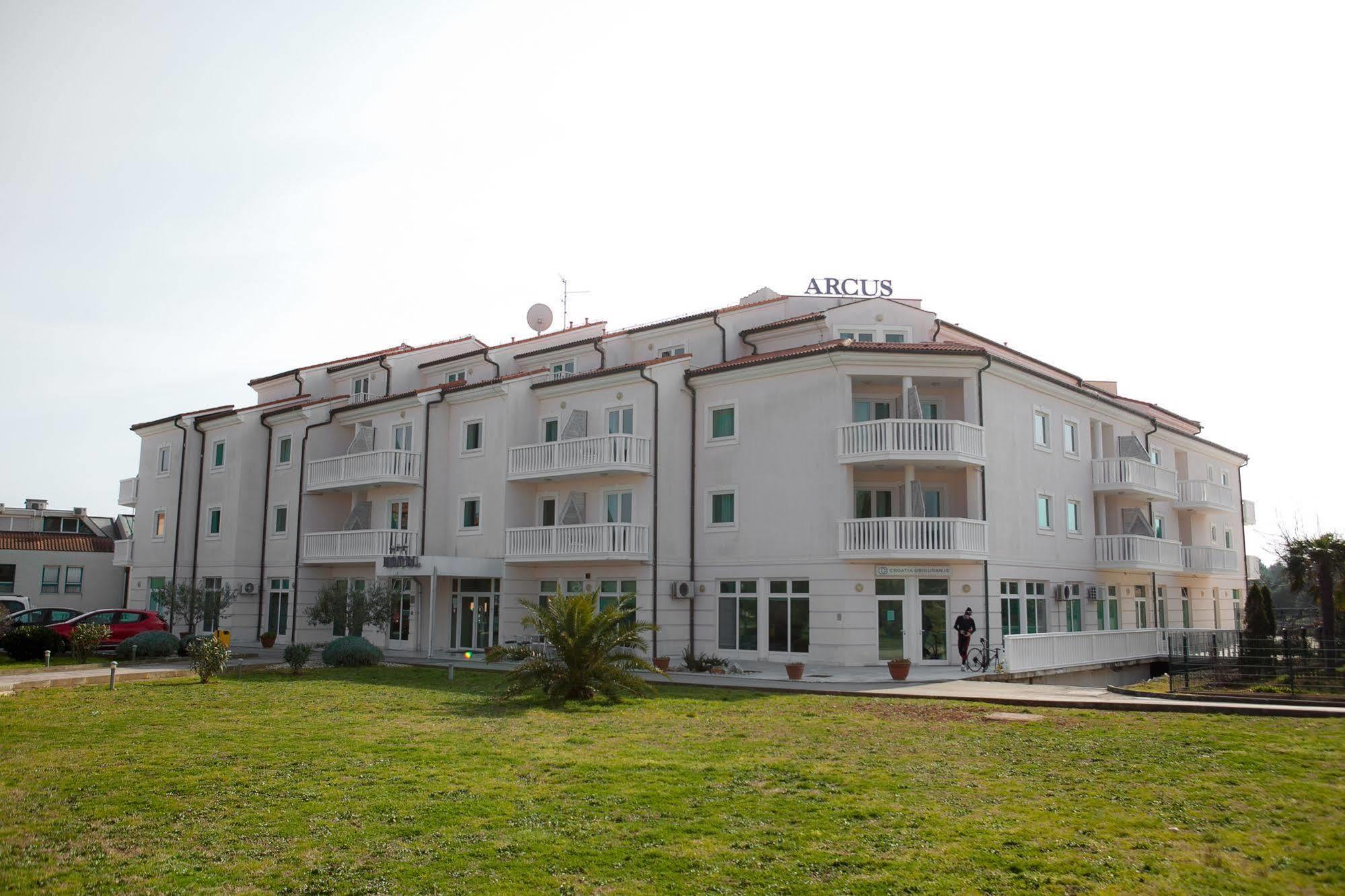 Hotel Arcus Residence Medulin Exterior foto